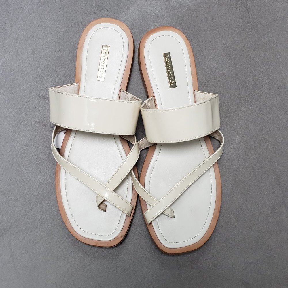 Louise et Cie  Lo-Amyas  Cream Patent Loop Toe Sandal  Size 8 /38